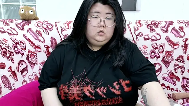 Nadine asian online show from April 11, 7:45 am