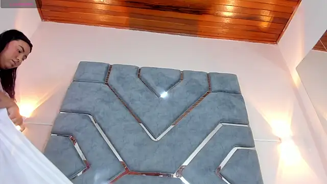 LucciaPorter online show from February 14, 2:03 pm