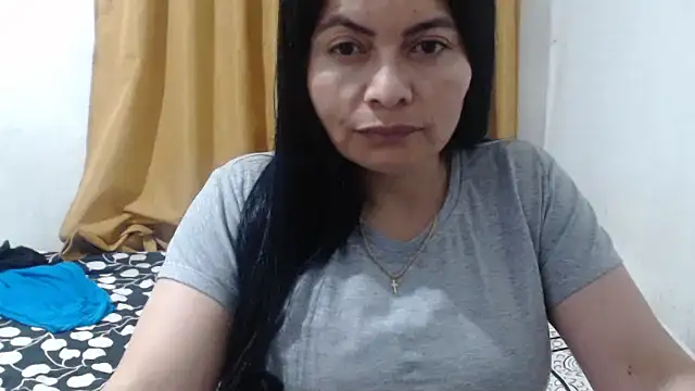 Snapshot of Janna099 chatting on October 14, 11:05 pm Janna099 online show from October 14, 11:05 pm