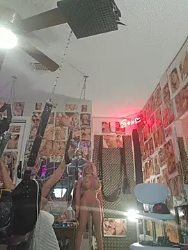 luvs2cumm69 online show from October 27, 12:20 pm