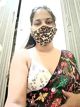 Snapshot of indianliza chatting on December 31, 4:38 am indianliza online show from December 31, 4:38 am