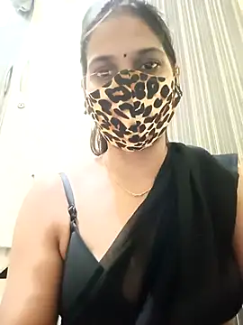 Snapshot of indianliza chatting on February 23, 3:13 am indianliza online show from February 23, 3:13 am