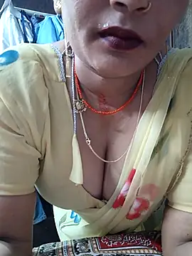 Snapshot of Ritasingh-0461 chatting on March 19, 7:34 am Ritasingh-0461 online show from March 19, 7:34 am