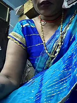 Snapshot of Ritasingh-0461 chatting on March 31, 12:45 am Ritasingh-0461 online show from March 31, 12:45 am