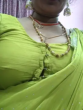 Snapshot of Ritasingh-0461 chatting on April 2, 6:11 am Ritasingh-0461 online show from April 2, 6:11 am