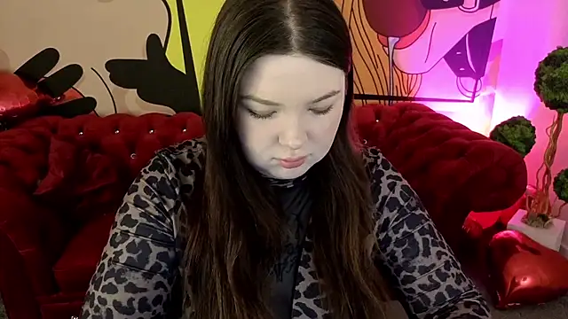 RosieMoons online show from March 27, 8:19 pm