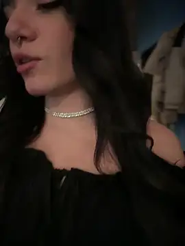 Snapshot of ShannonShanny chatting on February 20, 6:46 pm ShannonShanny online show from February 20, 6:46 pm