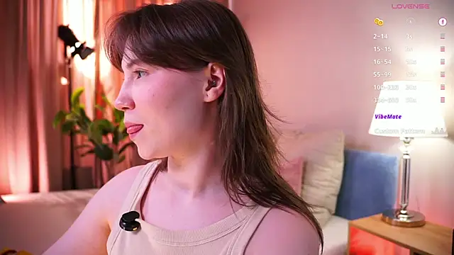 askaudrey  online show from March 18, 1:36 pm