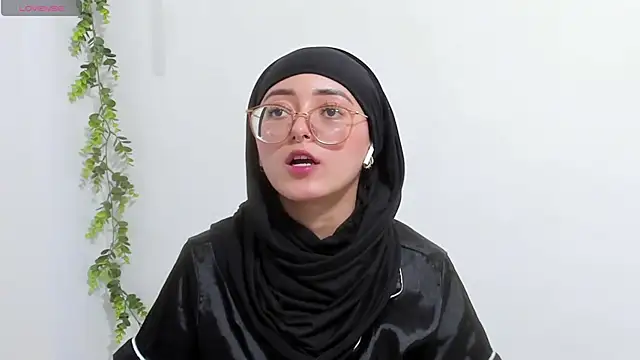 Snapshot of aysel_elid chatting on January 13, 10:35 pm aysel elid online show from January 13, 10:35 pm