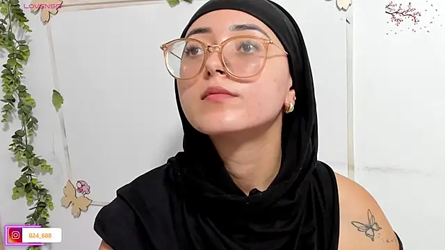 Snapshot of aysel_elid chatting on July 26, 11:11 pm aysel elid online show from July 26, 11:11 pm