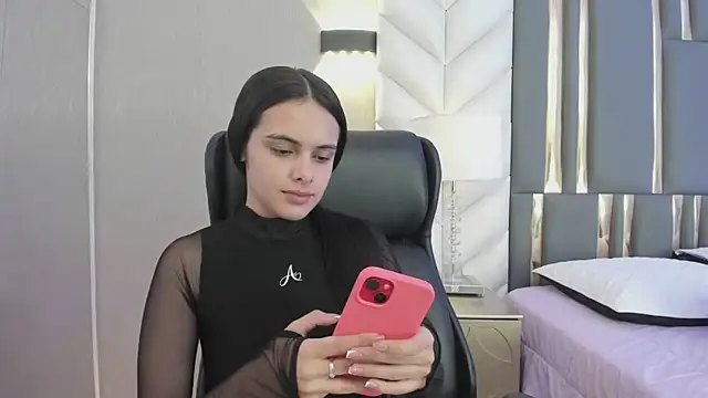 Snapshot of ChloeHarper_ chatting on May 31, 12:12 pm ChloeHarper online show from May 31, 12:12 pm