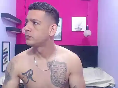 master monstercock  online show from April 11, 12:04 am