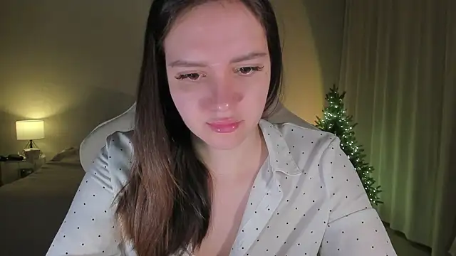 Sonia moon  online show from January 8, 1:32 am