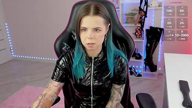 Latex Kitty online show from April 9, 1:27 pm