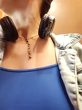 Exhibitionsplit online show from October 23, 11:31 am