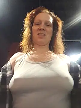 Exhibitionsplit online show from February 2, 10:19 pm