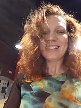 Exhibitionsplit online show from February 5, 9:52 pm