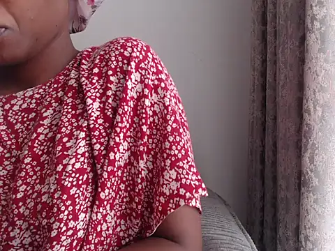 Snapshot of black___ghodess chatting on May 10, 6:40 am black ghodess online show from May 10, 6:40 am