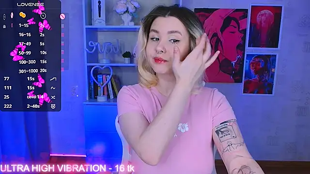 cutie mili online show from March 11, 6:10 am