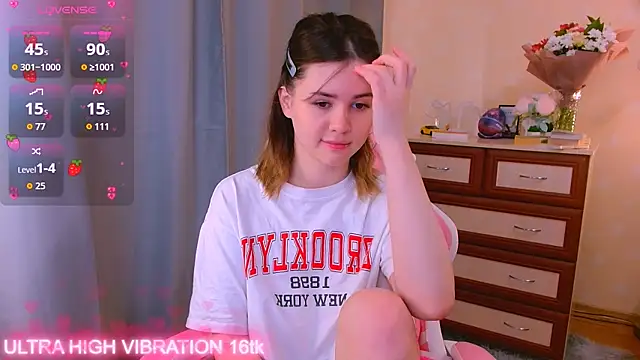 cutie mili online show from October 10, 6:34 am