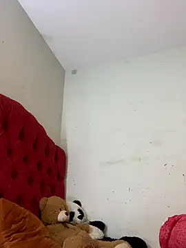 LISA BULLOCK  online show from November 5, 12:10 am