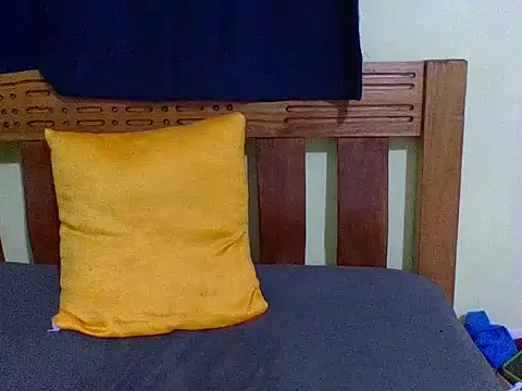 verginpussy01 online show from February 21, 9:27 pm