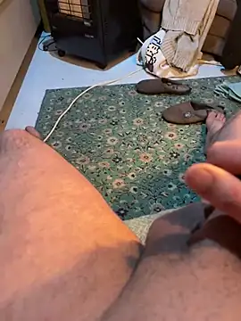 azginnn35 online show from April 29, 10:27 pm