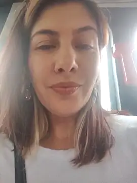 scarlett moore online show from March 31, 4:40 pm