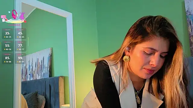 scarlett moore online show from April 16, 3:13 pm