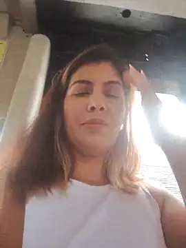 Snapshot of scarlett_moore chatting on April 22, 3:46 pm scarlett moore online show from April 22, 3:46 pm