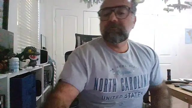 chainjulious online show from November 11, 1:33 pm