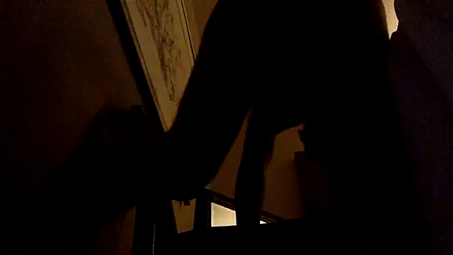 Snapshot of jess2fuck chatting on March 18, 5:21 am jess2fuck online show from March 18, 5:21 am