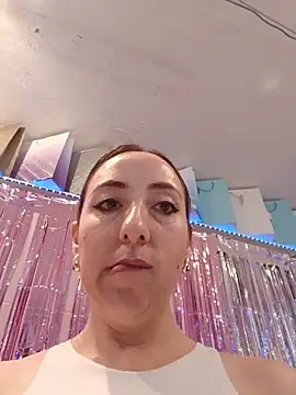 Snapshot of Mia_Novikov chatting on May 27, 1:57 am Mia Novikov online show from May 27, 1:57 am