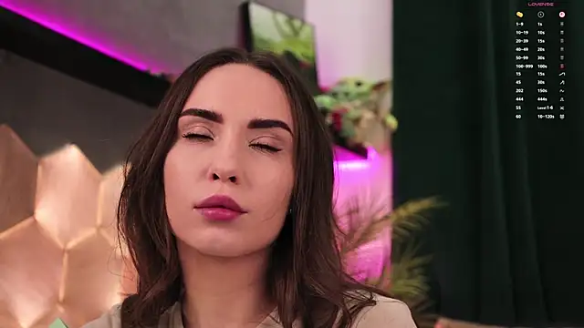 BabyYoda- online show from March 10, 8:41 am