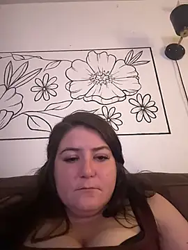 creativescholar1992 online show from December 2, 3:01 am