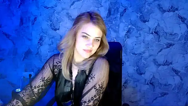 Snapshot of nika_gold1 chatting on April 15, 7:58 pm nika gold1 online show from April 15, 7:58 pm