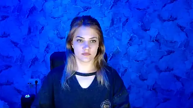 Snapshot of nika_gold1 chatting on April 28, 6:02 pm nika gold1 online show from April 28, 6:02 pm