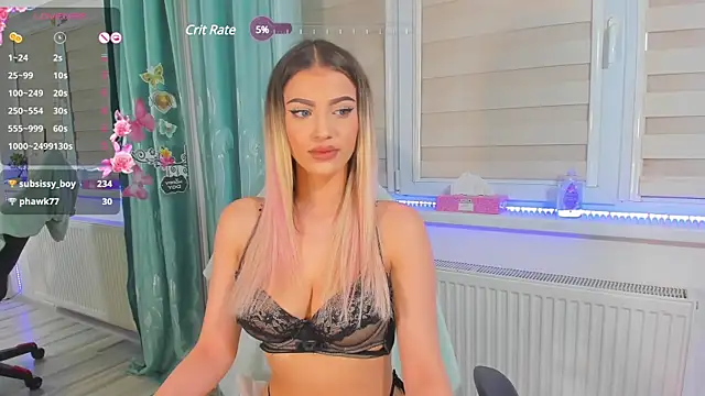 Snapshot of HarleyOuinn chatting on December 21, 9:36 pm HarleyOuinn online show from December 21, 9:36 pm