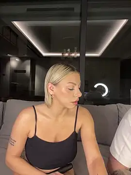 SexOnMyLvL online show from March 22, 7:50 pm