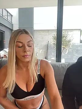 SexOnMyLvL online show from April 15, 11:39 am