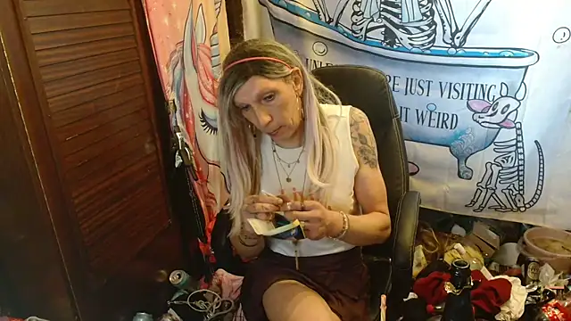 Ombeline1 online show from April 1, 12:17 pm