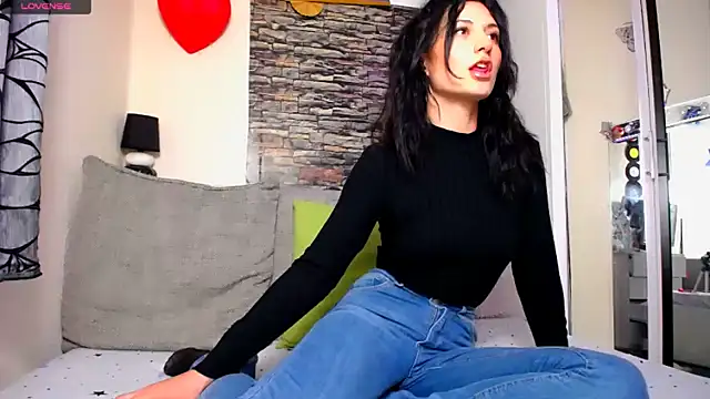 Angelique An online show from March 18, 6:15 pm