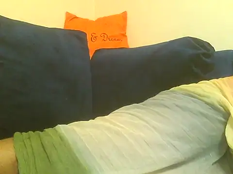 Snapshot of Sexy_Riri chatting on September 26, 4:11 pm Sexy Riri online show from September 26, 4:11 pm