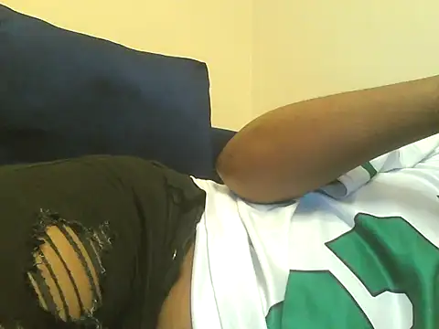 Snapshot of Sexy_Riri chatting on September 29, 6:57 pm Sexy Riri online show from September 29, 6:57 pm