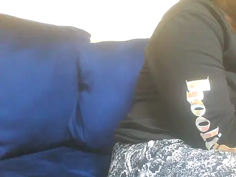 Snapshot of Sexy_Riri chatting on October 8, 2:04 pm Sexy Riri online show from October 8, 2:04 pm