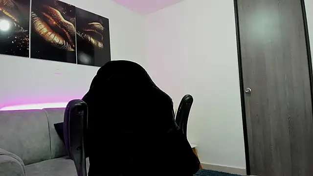 alina cruz online show from February 27, 7:47 pm