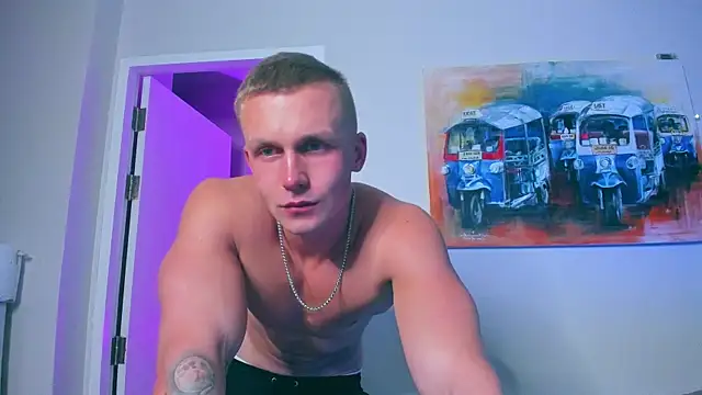 Snapshot of Samuel_Andrew chatting on December 29, 6:03 am Samuel Andrew online show from December 29, 6:03 am