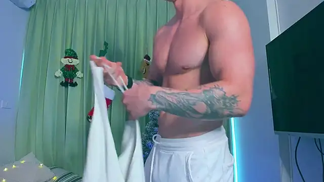 Snapshot of Samuel_Andrew chatting on December 31, 1:47 am Samuel Andrew online show from December 31, 1:47 am