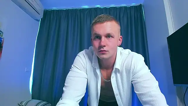 Snapshot of Samuel_Andrew chatting on January 31, 4:03 am Samuel Andrew online show from January 31, 4:03 am