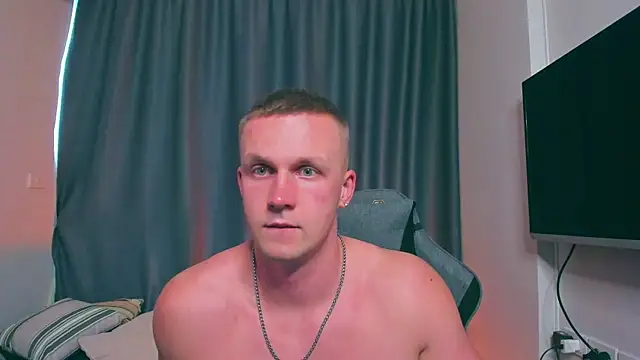 Snapshot of Samuel_Andrew chatting on March 12, 8:08 am Samuel Andrew online show from March 12, 8:08 am